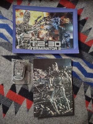 Terminator 2 3-D Dog Tags + 2 Unused Post Cards Universal Studios 1996 T2 3D