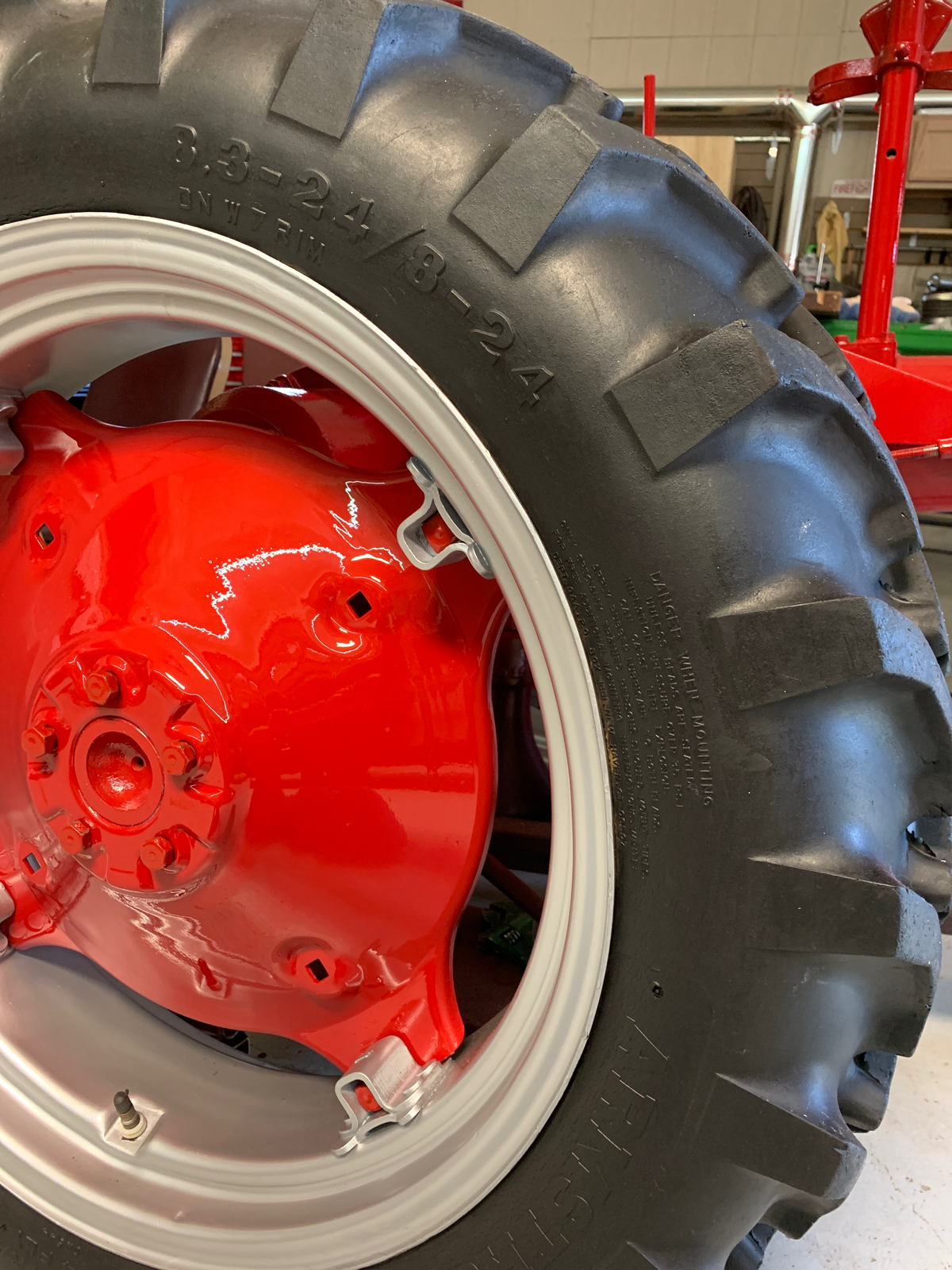 Miller Tire BLACK TIRE PAINT for Antique Farm Tractor 1 Qt. E844QR eBay