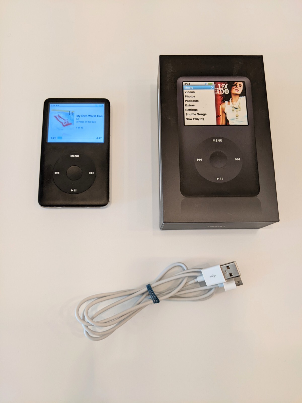 iPod classic A1238 80GBとadapterA1070のセット iPod classic A1238 80GBとadapterA1070のセット