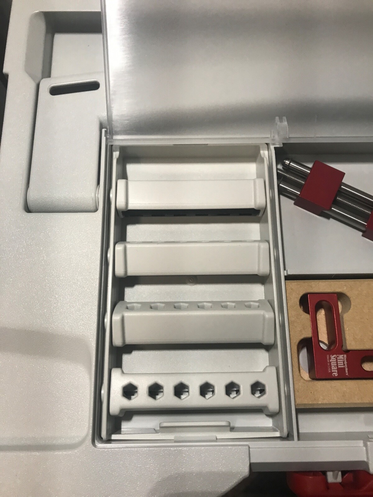 Bit storage. Bit storage