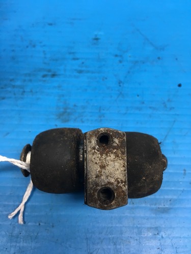 STIHL 041 CHAINSAW REAR HANDLE RUBBER MOUNTS ----------------FREE SHIPPING