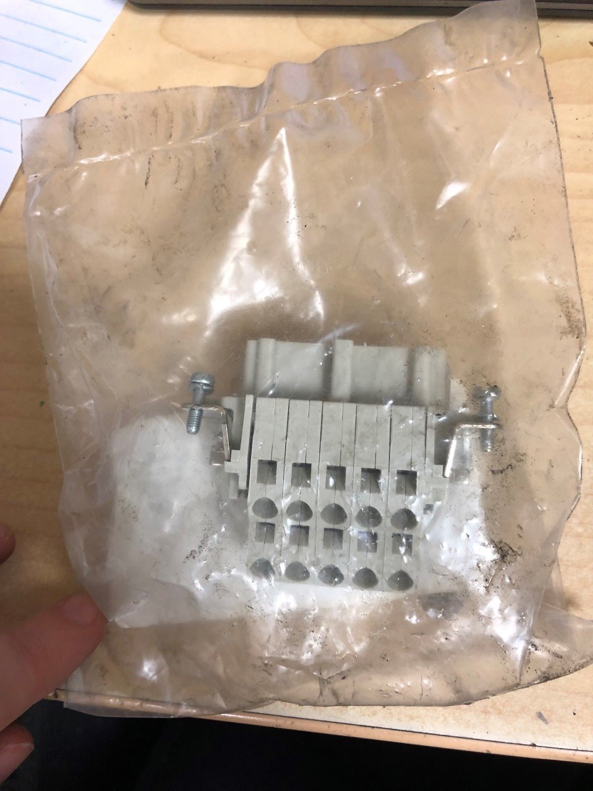 HARTING 09330102772 CONNECTOR HAN 10 ESS-BU