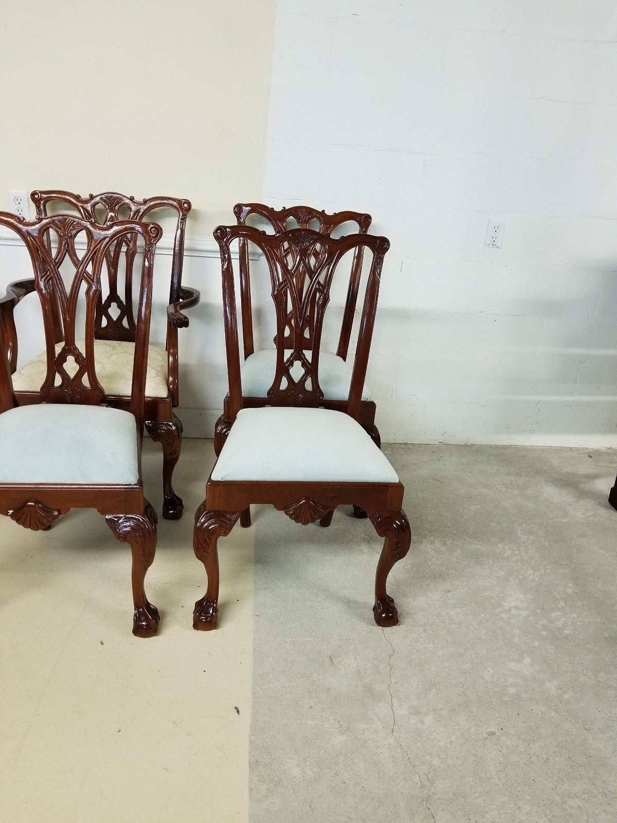 SET OF SIX CRAFTIQUE CHAIRS MAHOGANY BALL AND CLAW