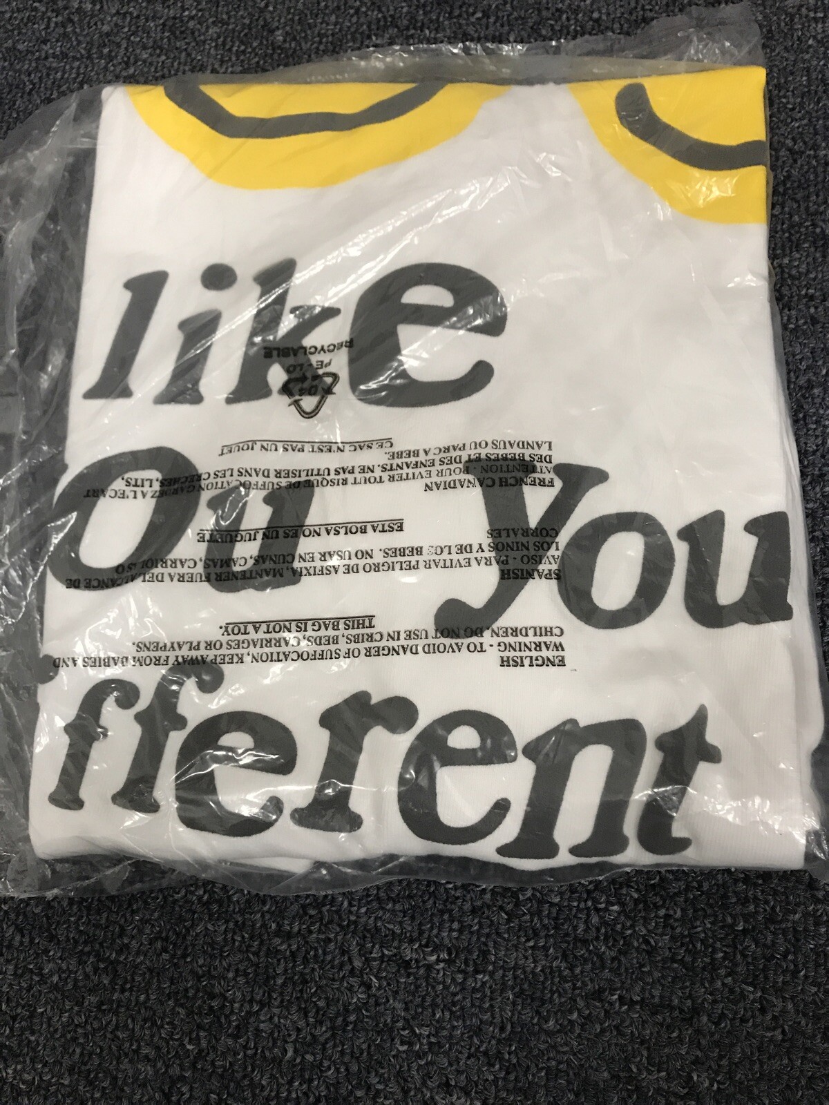 small t shirt bolsas