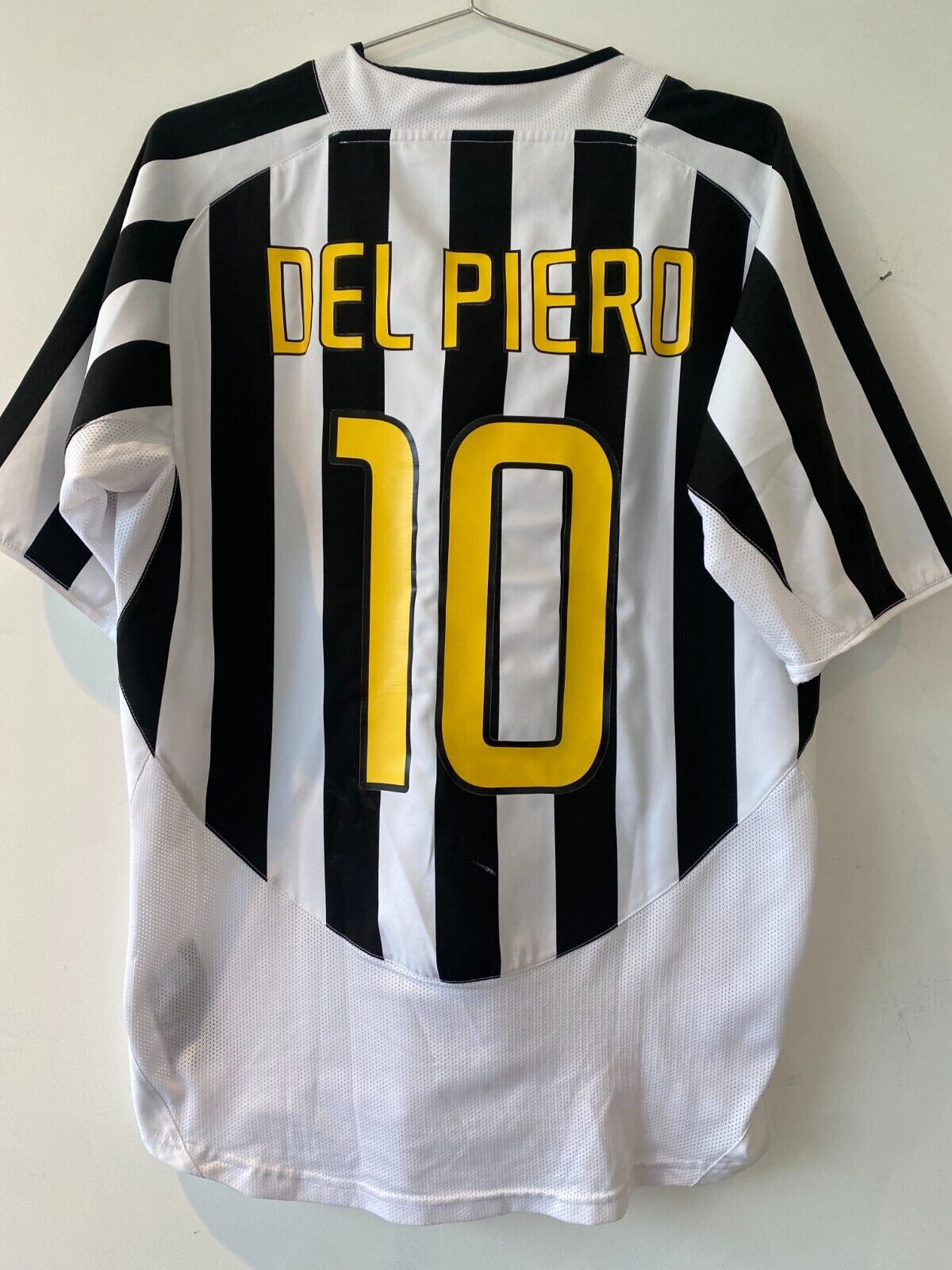 2003-04 Juventus Away Shirt Nike Fastweb XL (Top)