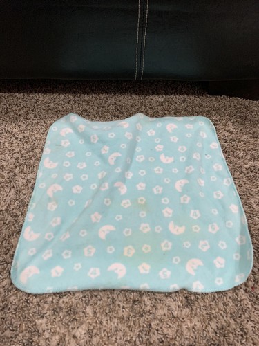 【VAULTROOM】DOG & DUCK BLANKET Amazon.com: 2 in 1 Ducky Pillow Blanket. Zip Up for A