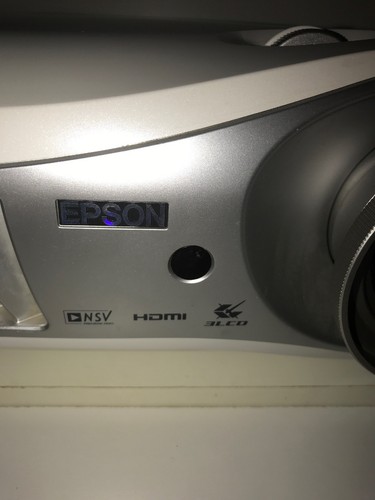 Epson Prjector Emp Tw-550 (tested And Works Shown In Pictures! As Is)