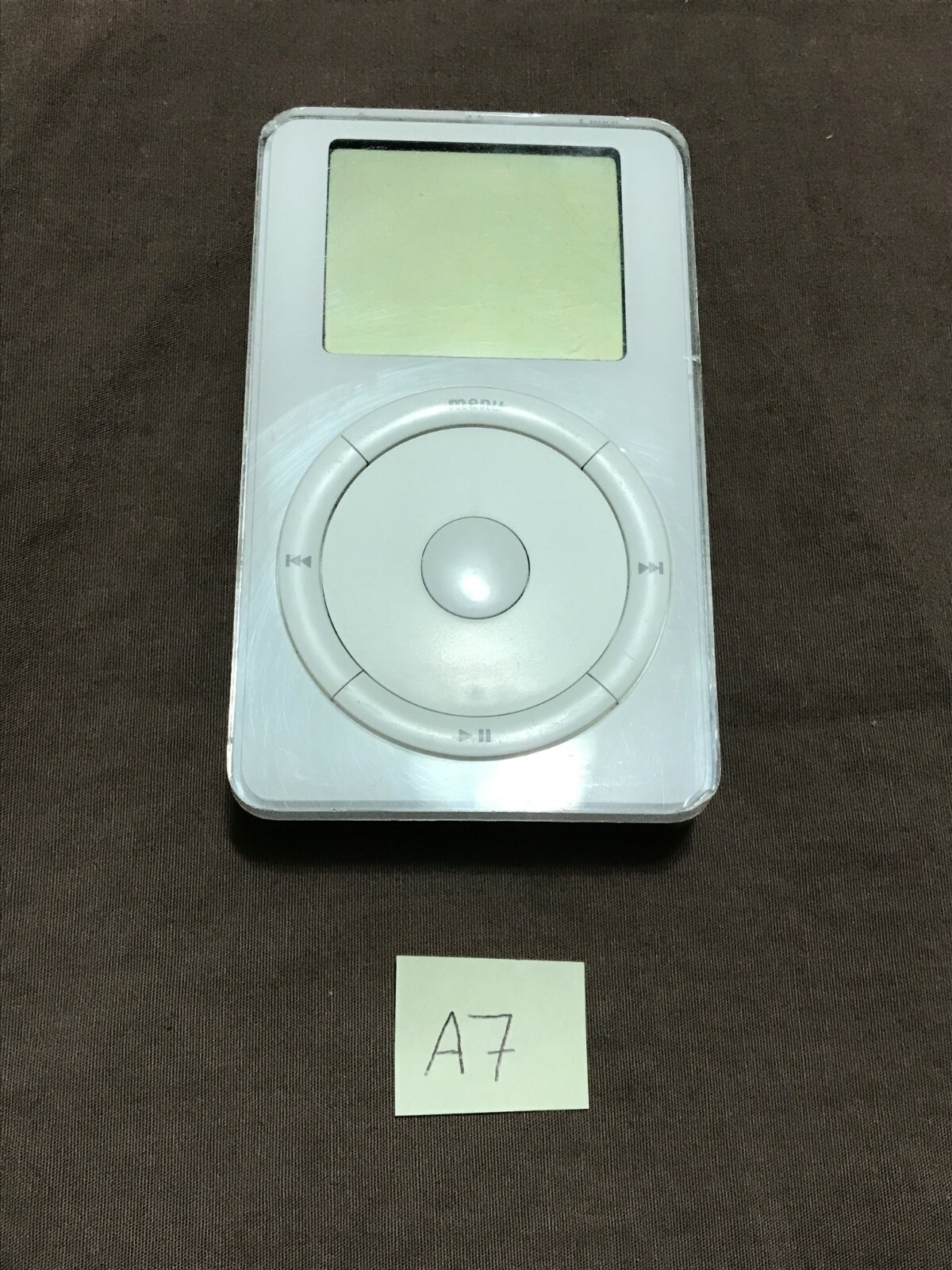 iPod 初代デザイン　二世代モデル　A1019 20GB 動作品 iPod 初代デザイン 二世代モデル A1019 20GB 動作品 - メルカリ