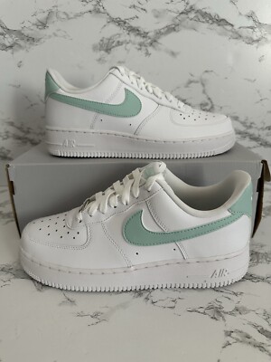 Nike Air Force 1 '07 Low Jade Ice Tiffany Blue DD8959-113 Women s Size 8.5