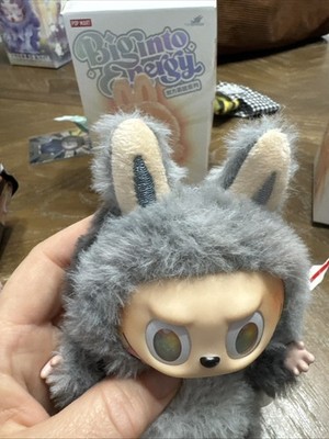 【未開封破れなし美品】THE MONSTERS Big into Energy Labubu Big Into Energy Series V3 (Single) Blind Box The