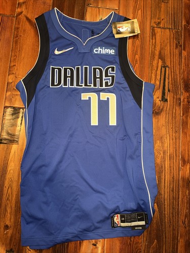 ゆ*と様 激レア 刺繍‼️ NBAユニフォーム Dallas Mavs Luka 11/12/2022 Luka Doncic Pair of Dallas Mavericks Game Worn