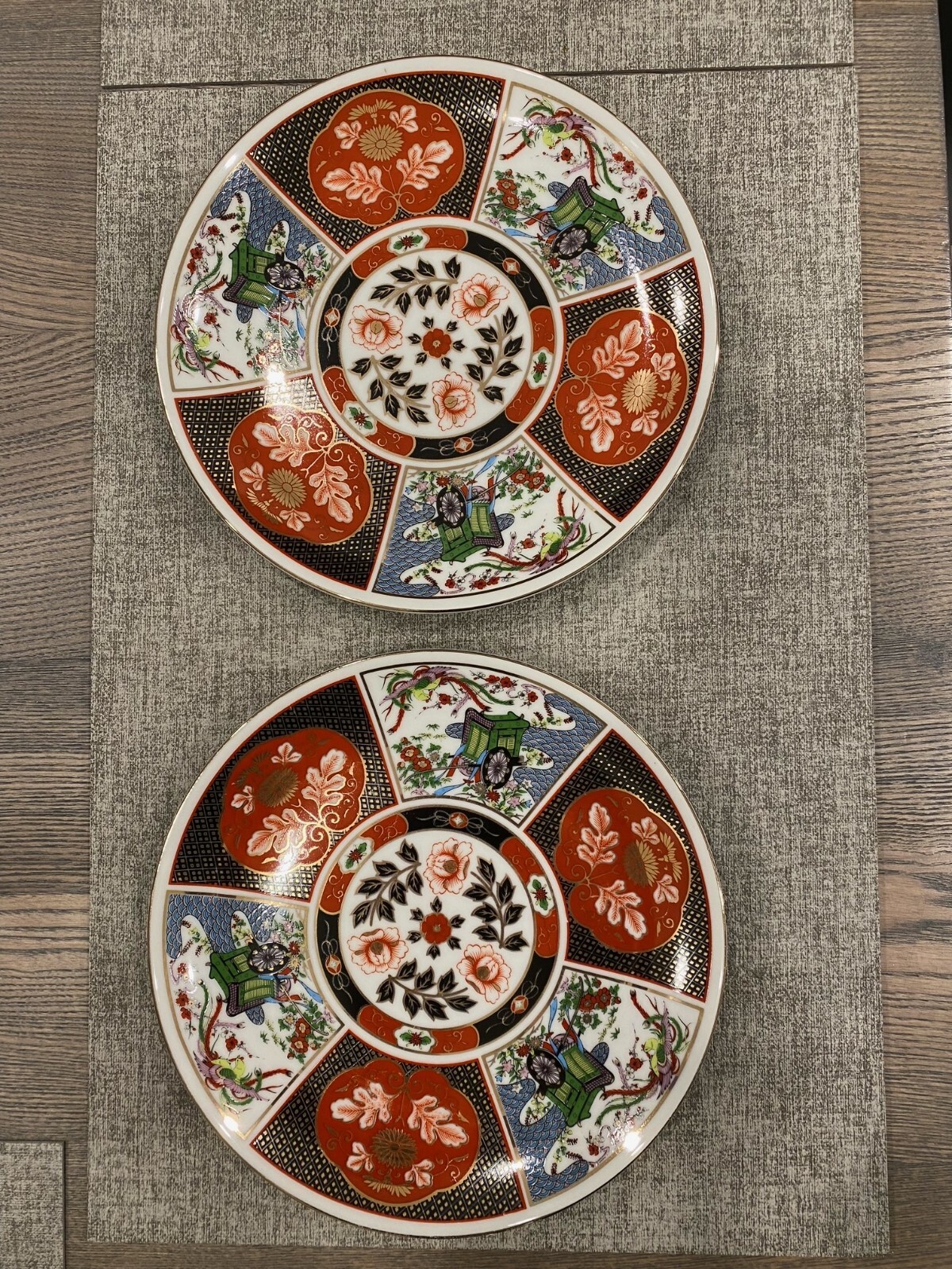 古伊万里焼5枚セット（ Imari Porcelain ） Mid Century Imari Japanese Porcelain Plate Collection, 5 PC