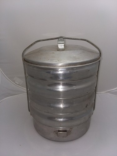 Vintage Buckeye Aluminum Stacking 5 Pan Camping Mess Kit