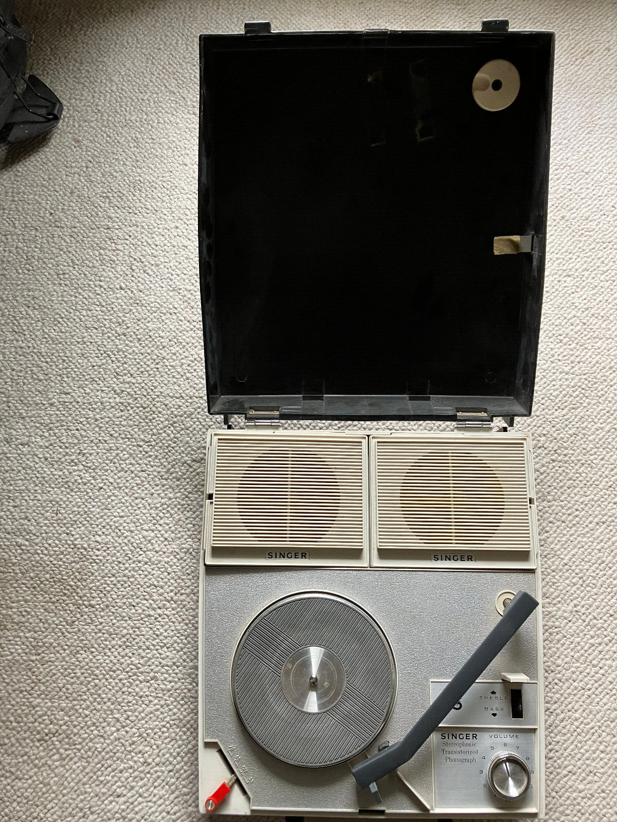 Vintage Singer portable record player HE 2210