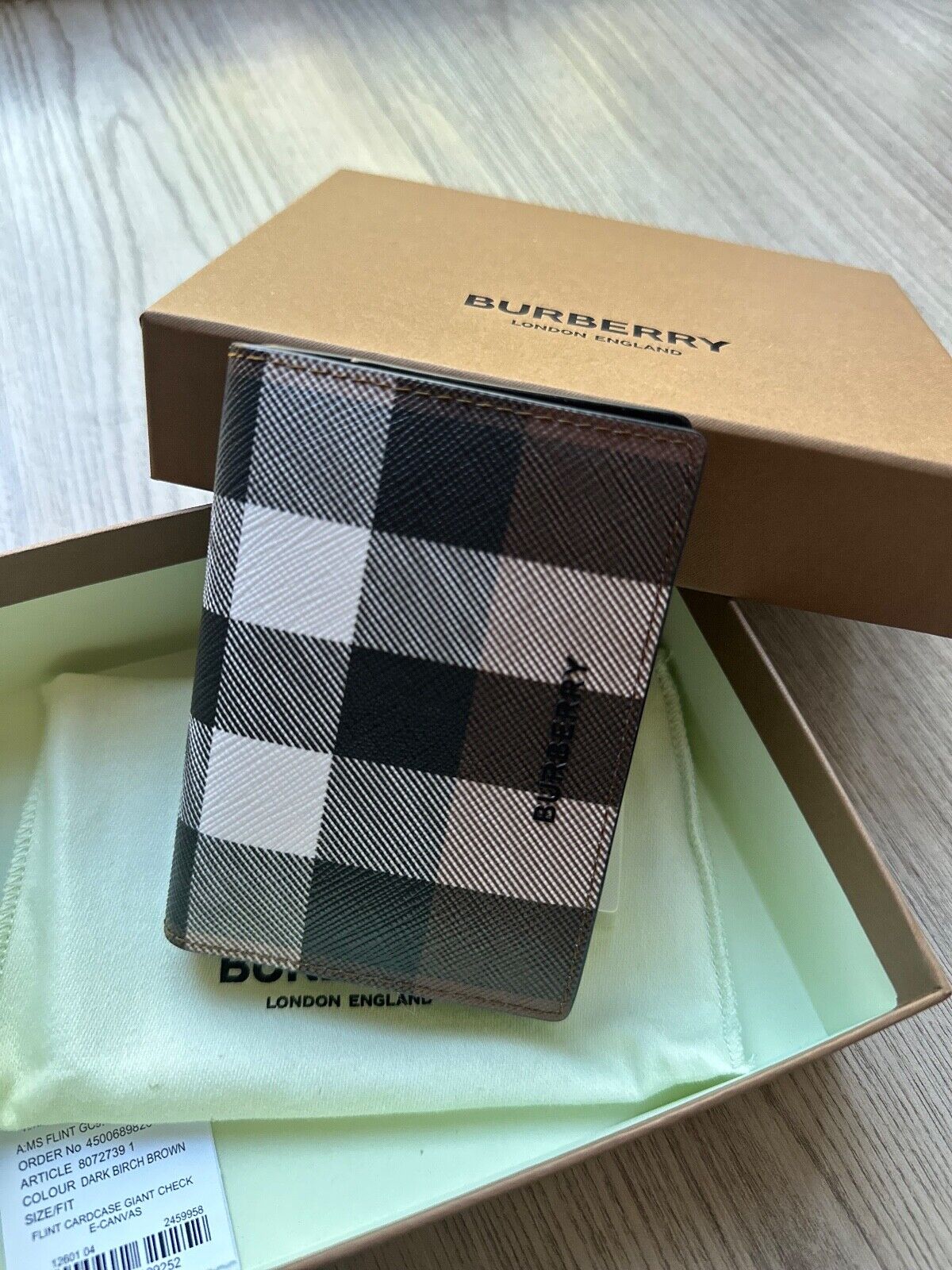 Burberry Check and Leather Folding Card Case 80727391 | eBay Burberry Check and Leather Folding Card Case 80727391 | eBay