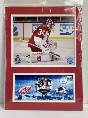 2016 Red Wings vs Avalanche Petr Mrazek 8 x 10 Matted Stadium Series Photo