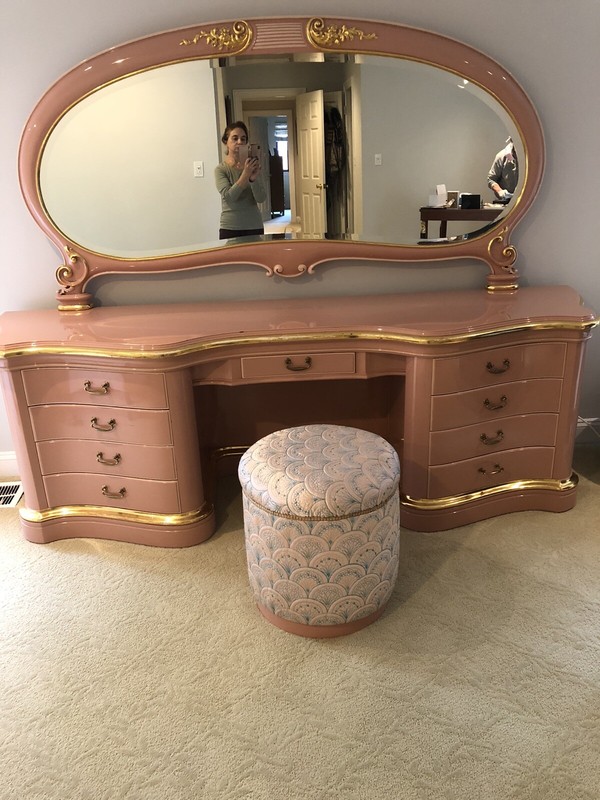 Gorgeous Pink Lacquer Italian Vanity And Side Tables And Mirror