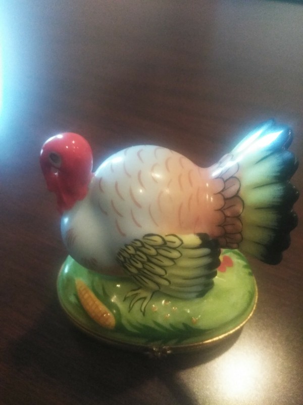 Limoges Vintage Thanksgiving Turkey with corn on the cob retired