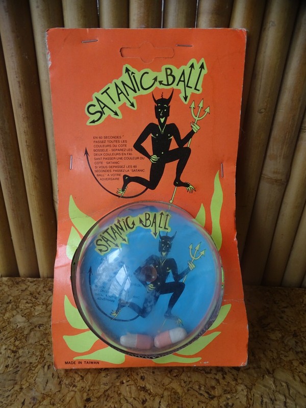 Rare Satanic Ball Made In Taiwan Vintage 70 80'S / Bien Lire La Description 