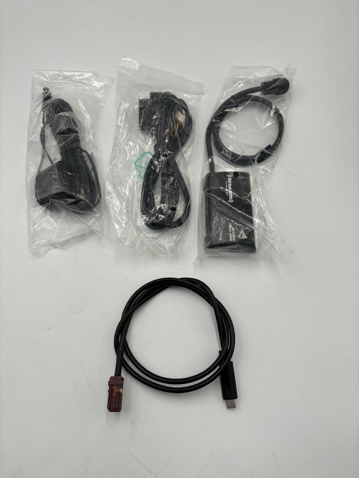 VAIS Technology GSR-HD09-w/Tuner Kit SiriusXM Satellite Radio Add-on *Read*