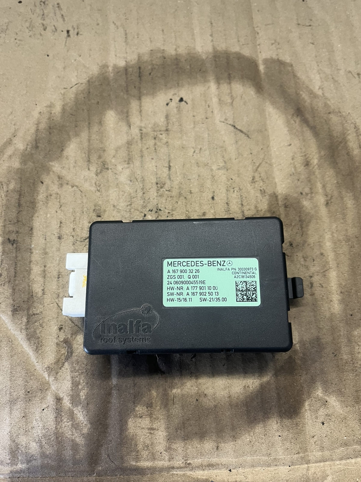 Mercedes-Benz V Class W447 - Sunroof Control Module A1679003226 A1779011000