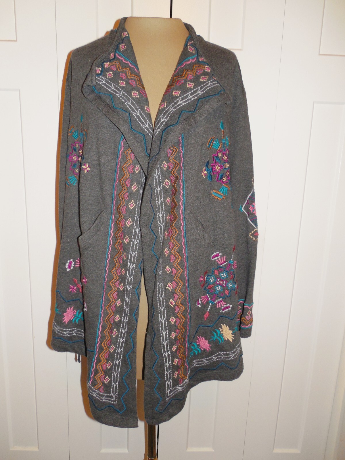 セール! Anthropologie Petra Cardigan $_57.JPG?set_id=880000500F