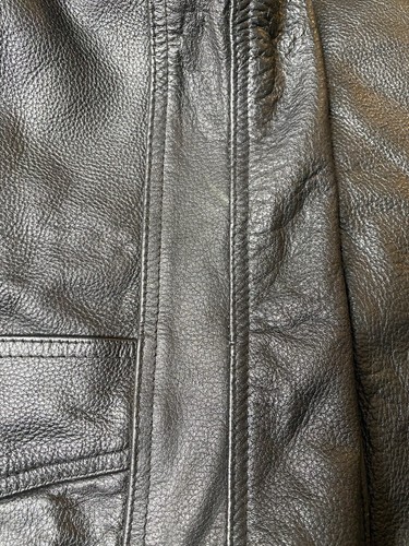 USA Bikers Dream Apparel-Black Leather Vest SIze 44 Snap Close