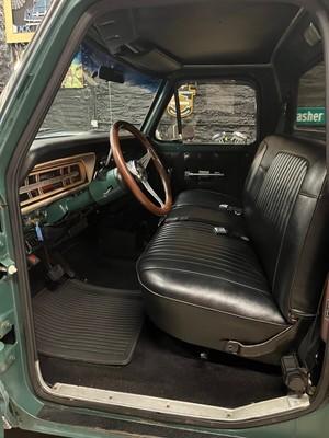 image 3 of interior