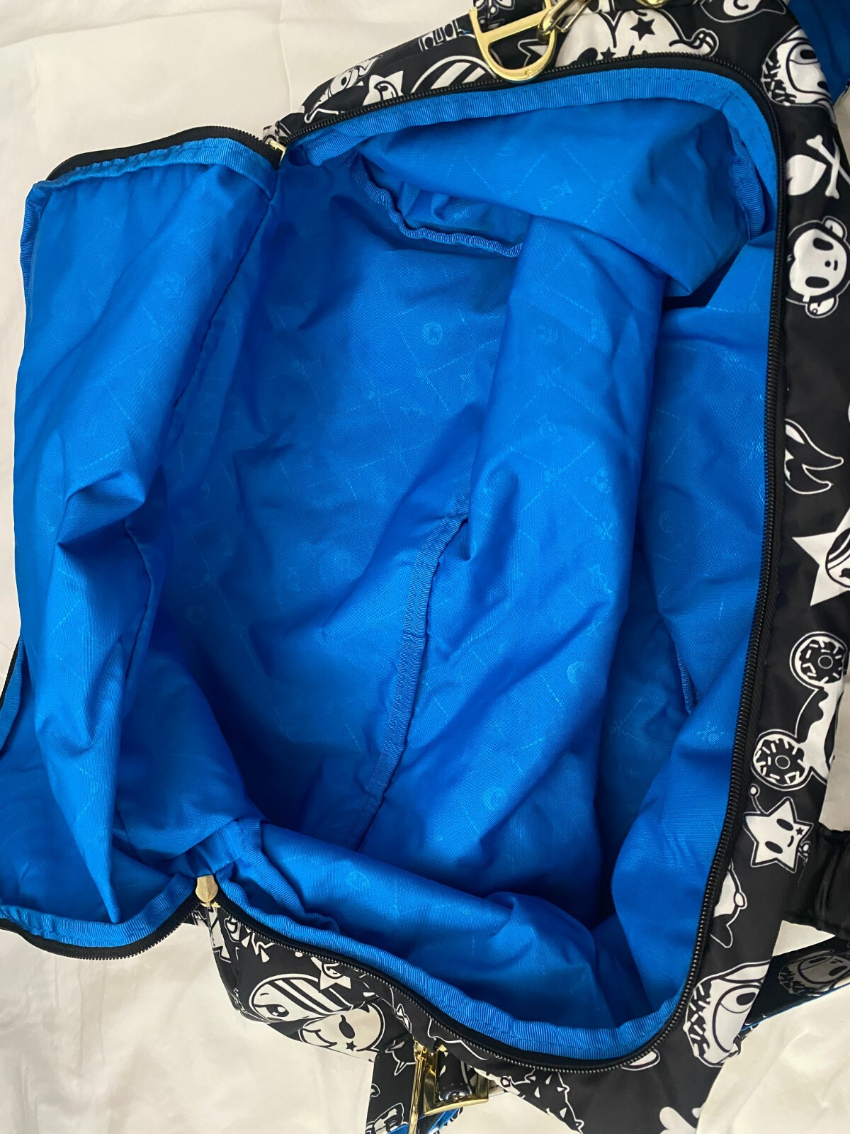 tokidoki jujube king's court starlet duffel bag