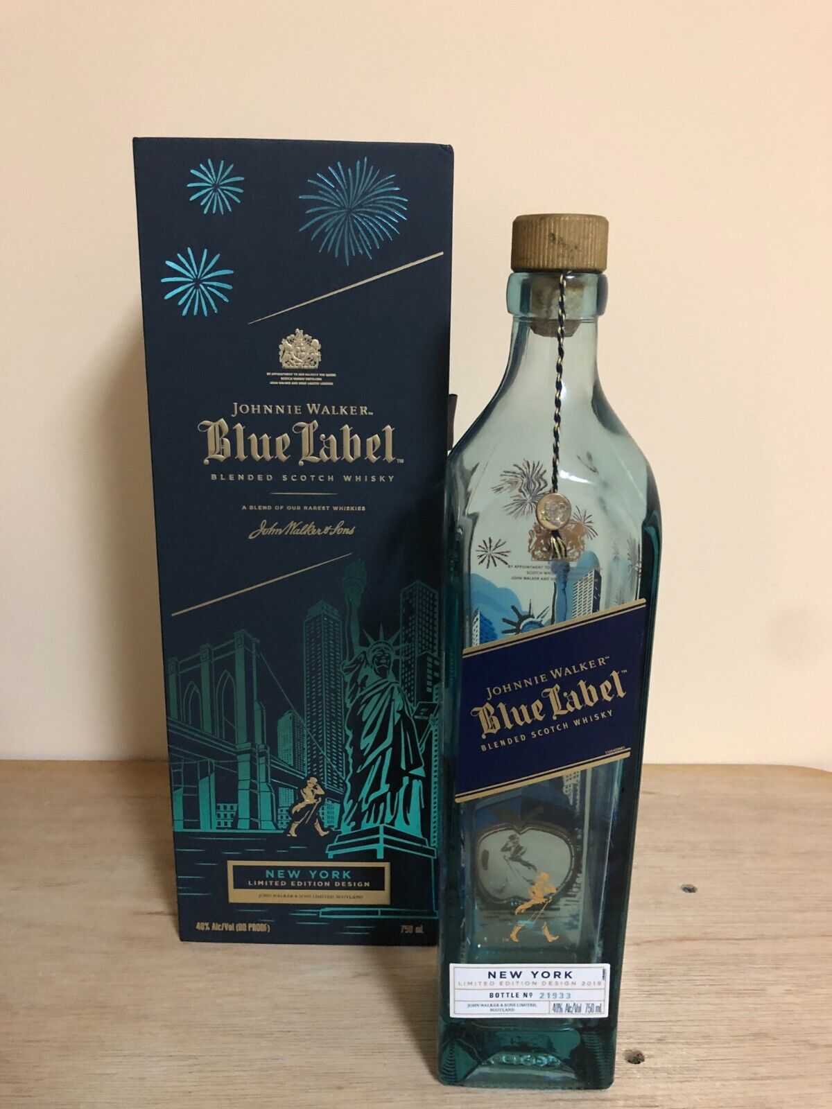JOHNNIE WALKER BLUE LABEL 750ML LIMITED EDITION JOHNNIE WALKER BLUE LABEL 750ML LIMITED EDITION