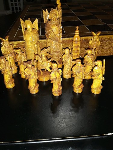 Beautiful Chinese Antique Hand Carved Chess Set w/ Original Box Faux Bone & Wood