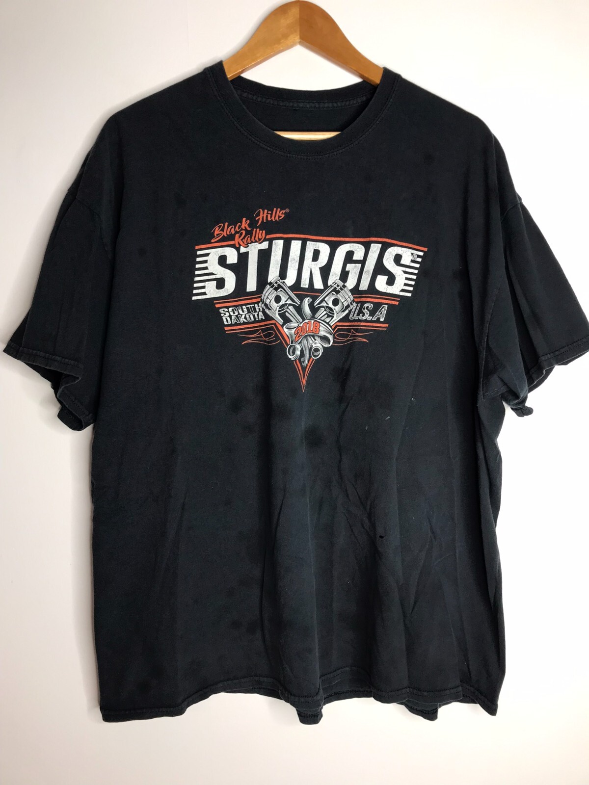 STURGIS BLACK HILLS RALLY バイカー Tシャツ L 2024 Sturgis Harley-Davidson® Men's 84th Pan Age Vintage