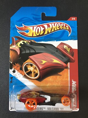 2011 Hot Wheels Thrill Racers - Volcano 2/6 Firestorm 200 (C7)