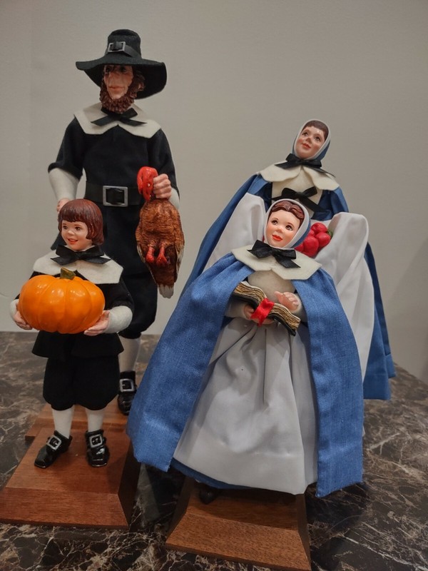 Simpich Character Dolls Pilgrim Man, Woman,Boy,Girl,