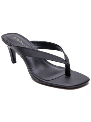 

Женские черные босоножки без шнуровки на каблуке BCBGENERATION Tabina Kitten Heel, Черный, GN203804