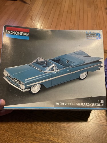 AMT インパラ　当時物　Kit '59 Chevy Convertible AMT(?) 1959 Chevrolet Impala Convertible Built Model Car 1