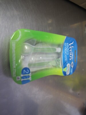Gillette Venus Extra Smooth Green Disposable Women's Razors 2 Count