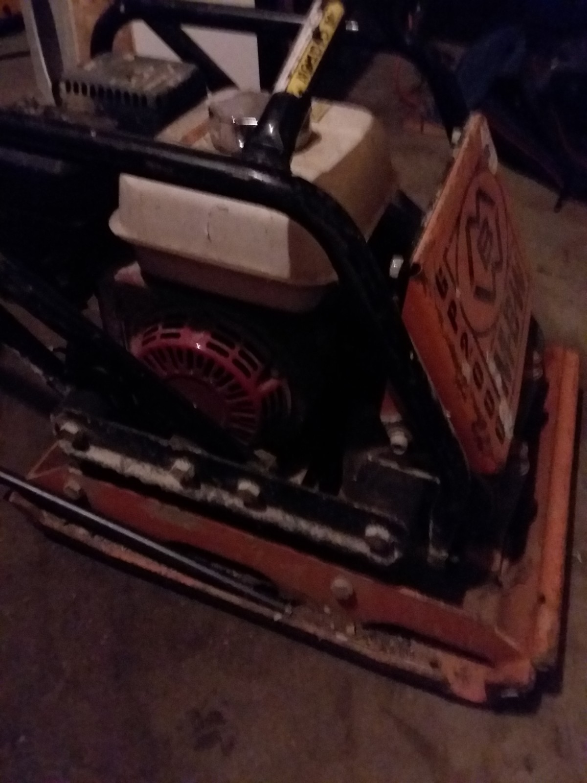 gp2000 mbw plate compacter walk behind good condition