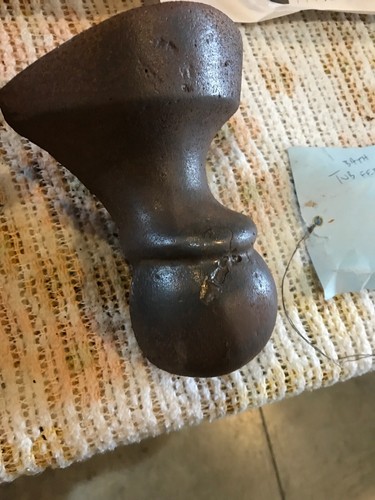 Set Of Four Matching Antique Cast-Iron Bathtub Feet Rusty