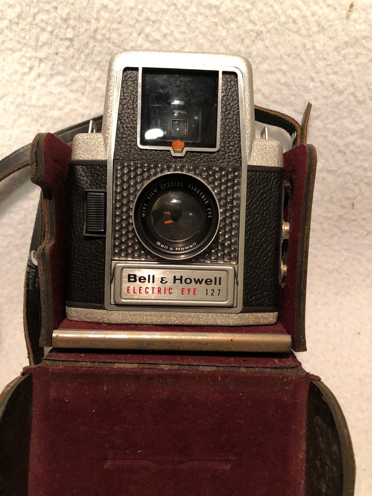 Vintage Bell & Howell Electric Eye 127 High End Camera w/ Case