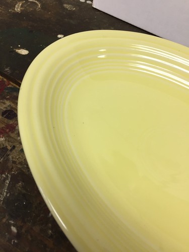 Homer Laughlin FIESTA Light Yellow Oval Serving Platter LOW SHIPPING..!!
