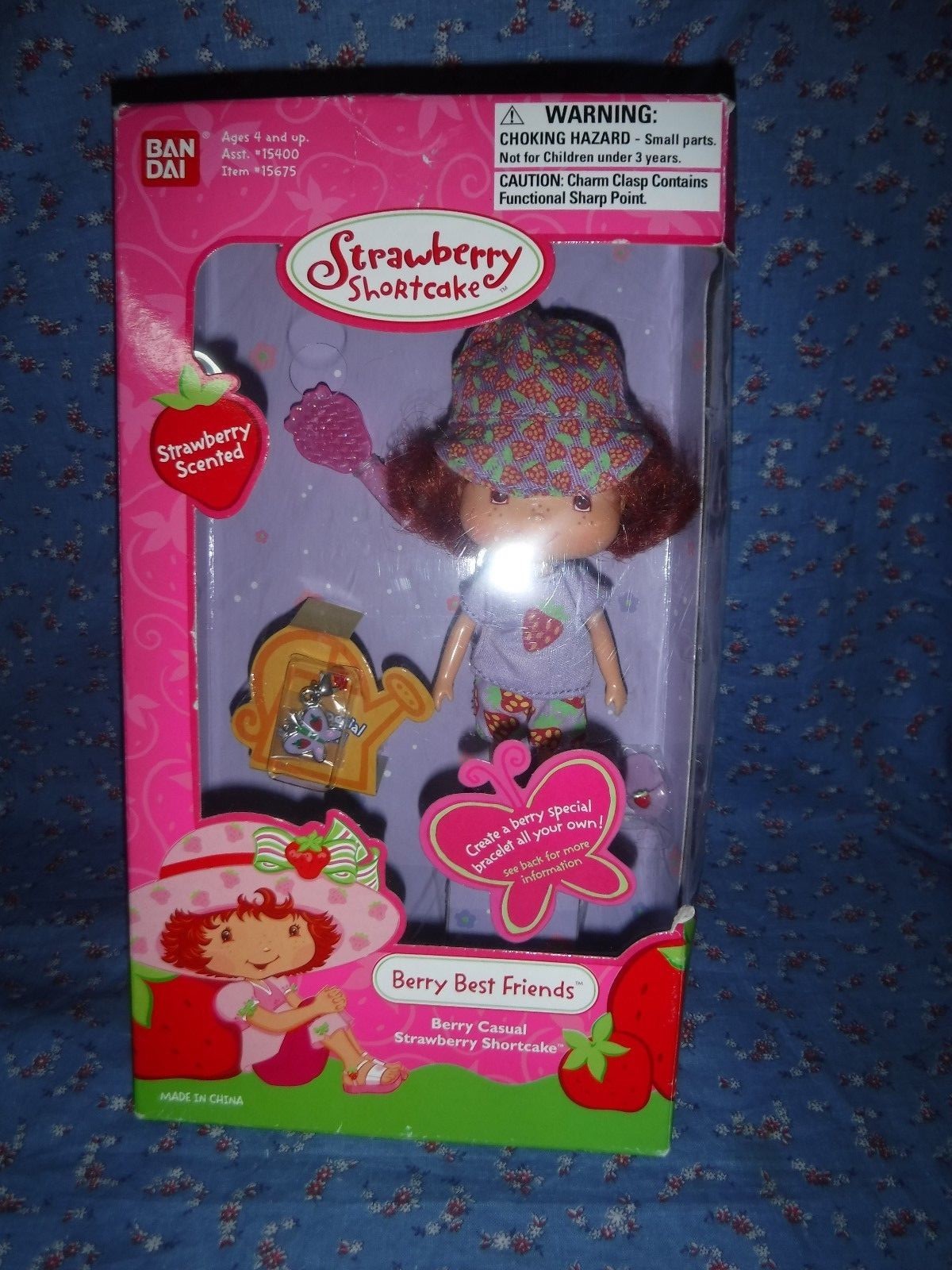 mini berry shop.ྀི ページ Strawberry Shortcake 1 1/2-Inch Cheebee Mini-Figures Display
