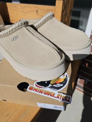 Pre-owned Ugg Size 7 Womens  Tazz Mustard Seed Platform Clog 1122553 In Yellow