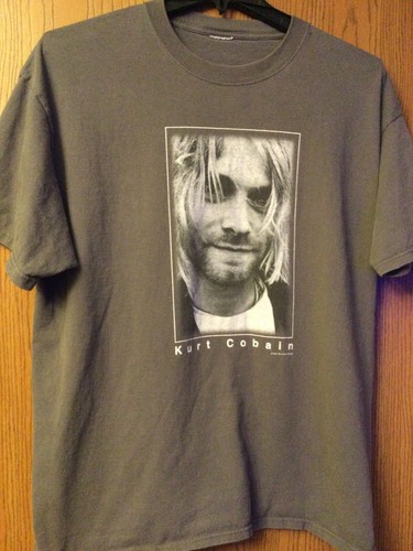 希少◎2002  Cobain End Of Music Tシャツ 追悼 希少◎2002 Kurt Cobain End Of Music Tシャツ 追悼