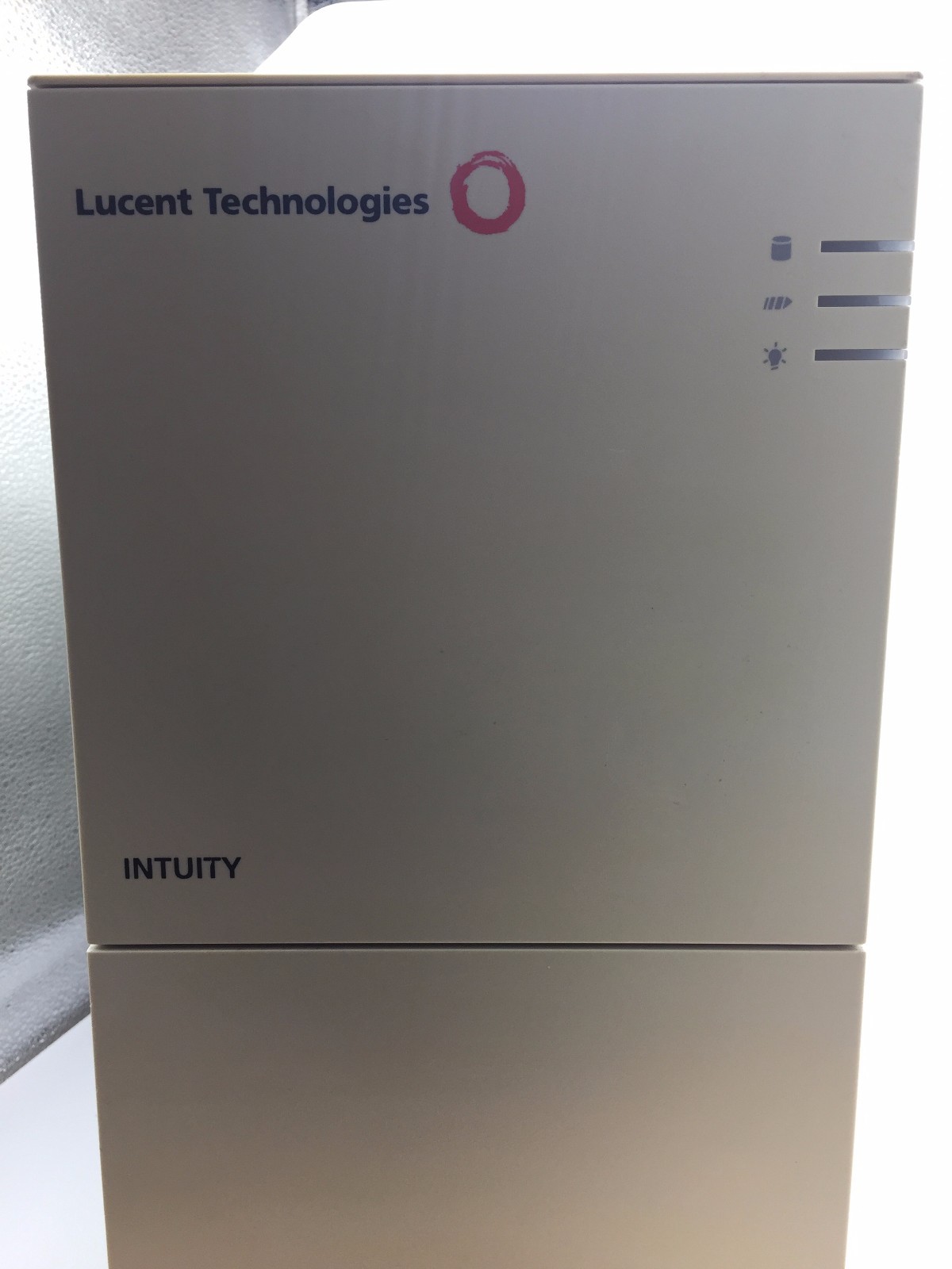 Lucent/Avaya Intuity Audix MAP5P R5.1 V3 18port CLan