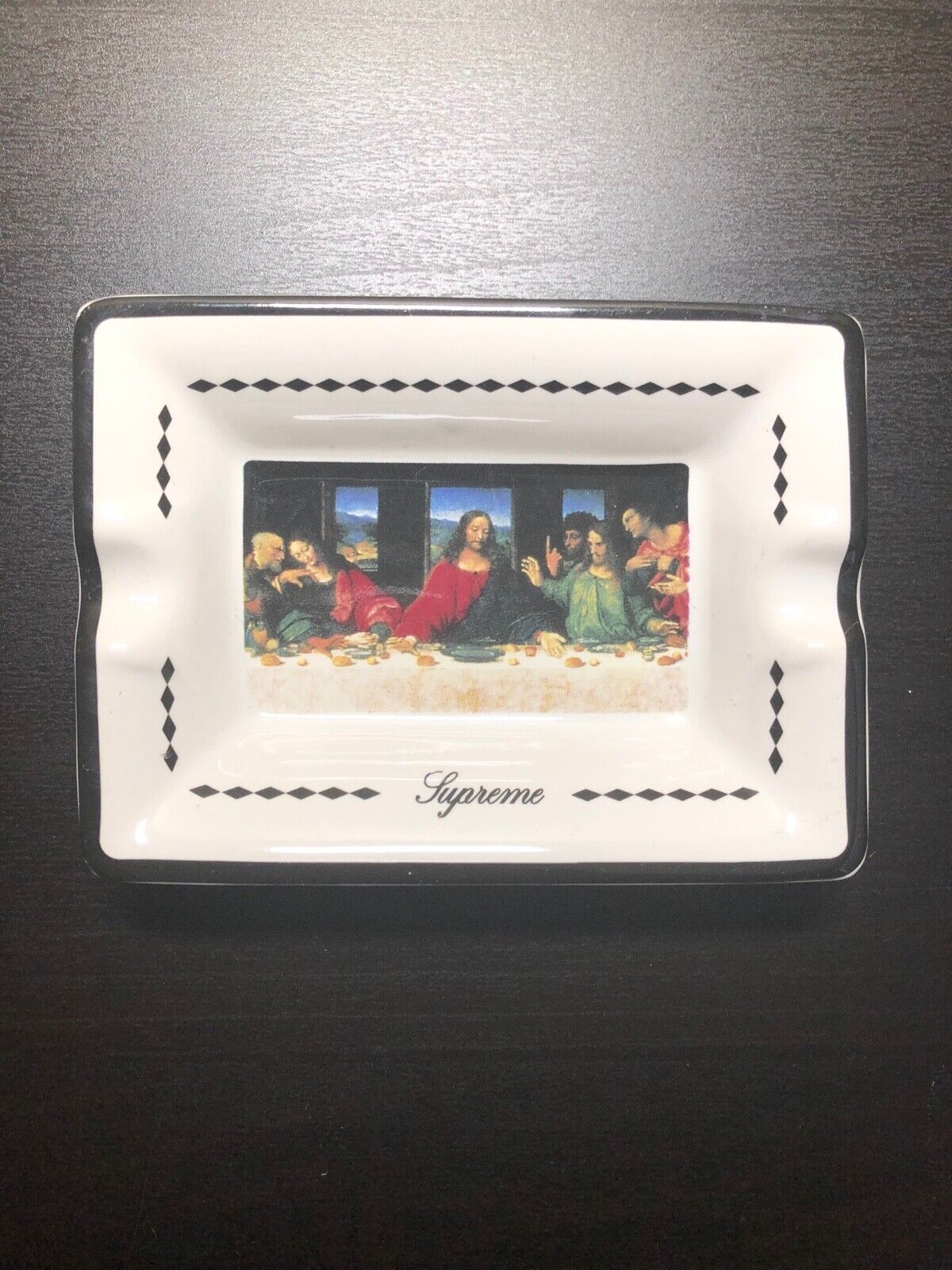 Supreme Last Supper Ceramic Ashtray FW12 NOS Rare Box Logo Supreme Last Supper Ceramic Ashtray FW12 NOS Rare Box Logo