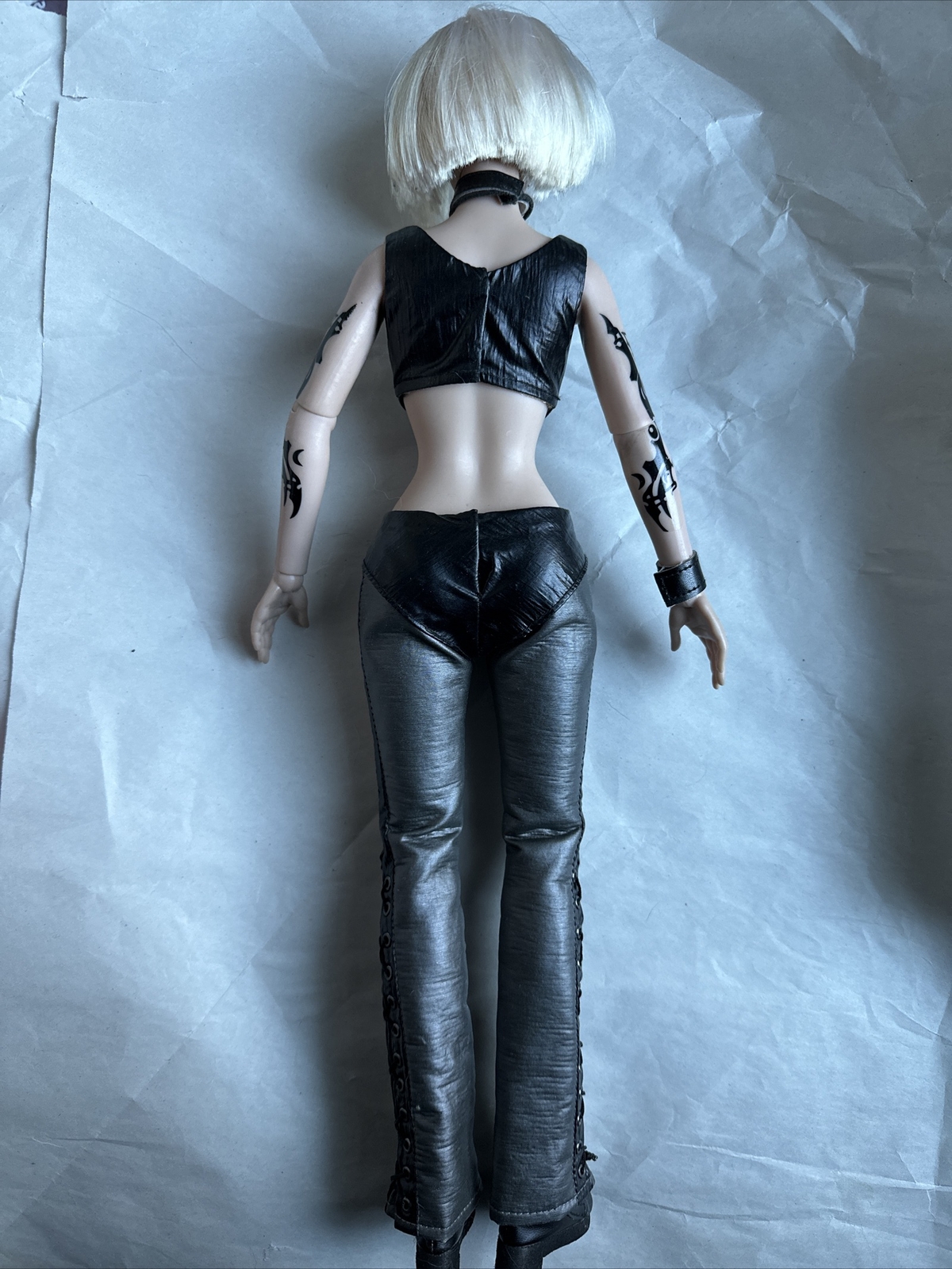 Tonner TYLER 2010 TOMB RAIDER LARA CROFT SERIES 17 AMANDA EVERT FASHION DOLL LE eBay PL Megazakaz