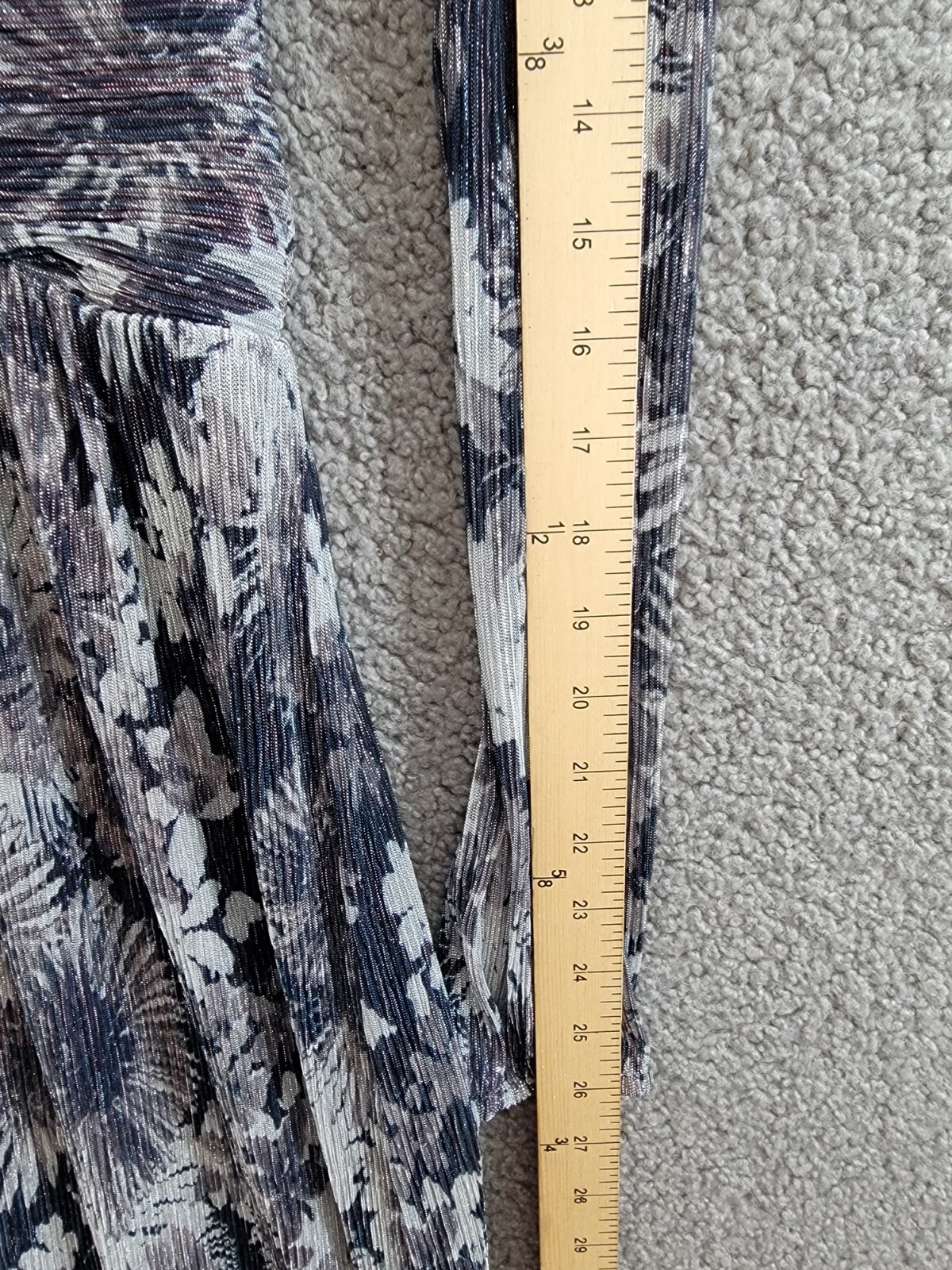 Ramy Brook Estelle Metallic Gown Women's 2 Dove Grey Floral Back Zip Closure - Picture 5 of 17