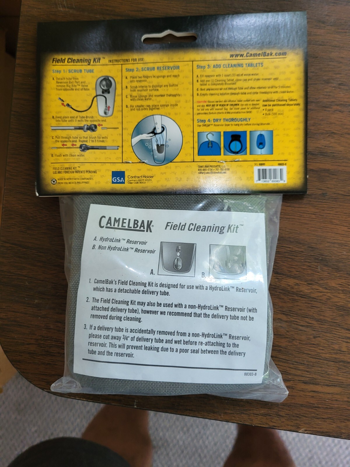 Camelbak Field Cleaning Kit for Omega HydroLink Reservoir - New