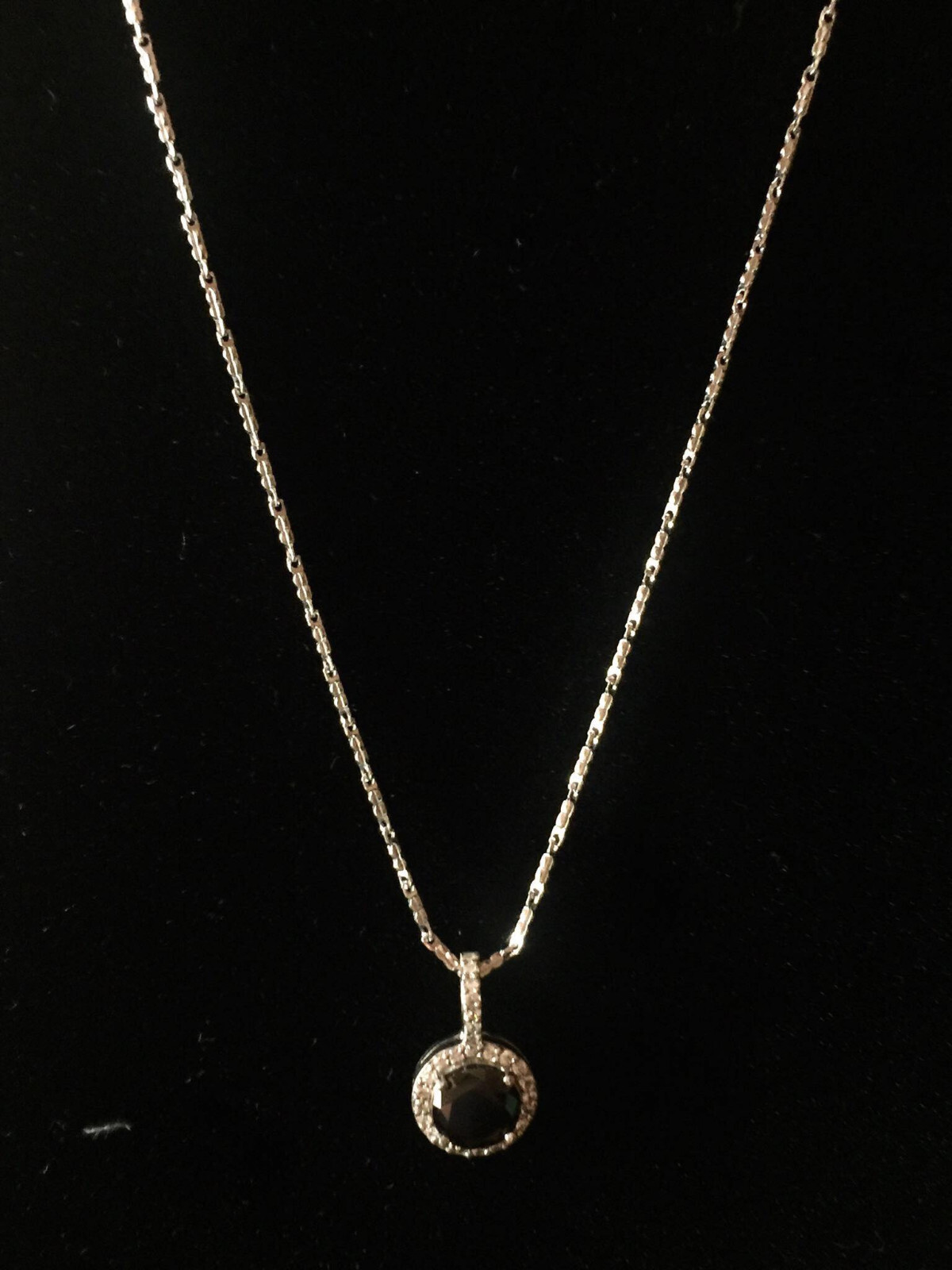 ZIR Black Round Pendant Silver Plated Necklace 18'' $295